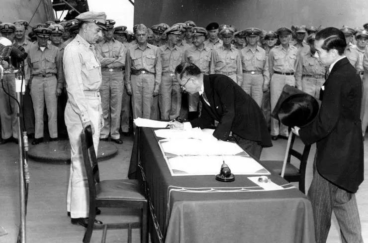 党史学习专栏172日本大学副校长谈二战日本是被中国打败却向美国投降